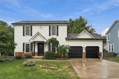 14714 S Blackfoot Dr, Olathe, KS, 66062-5001 | Card Image