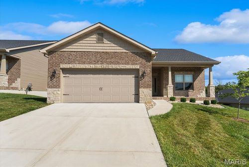 8085 Villa Valley Ln, Caseyville, IL, 62232-1155 | Card Image