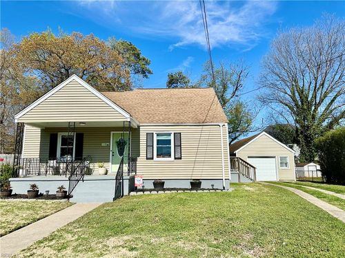 8 Bethel Rd, Newport News, VA, 23608-2102 | Card Image