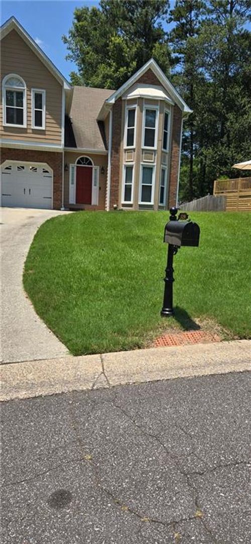 3258 Woodcliff Way, Powder Springs, GA, 30127-3866 | Card Image
