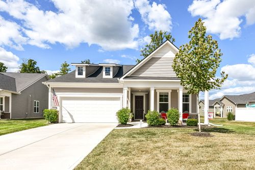 4602 Petunia Dr, Plainfield, IN, 46168-5831 | Card Image