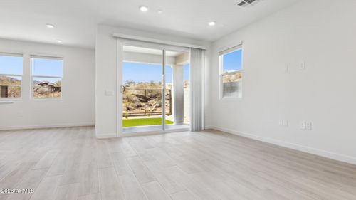9739 S 12th St, Phoenix, AZ, 85042-0027 | Card Image