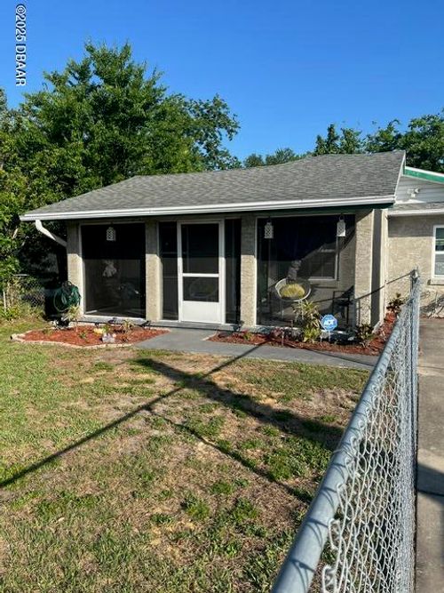 632 Walker St, Holly Hill, FL, 32117-2506 | Card Image