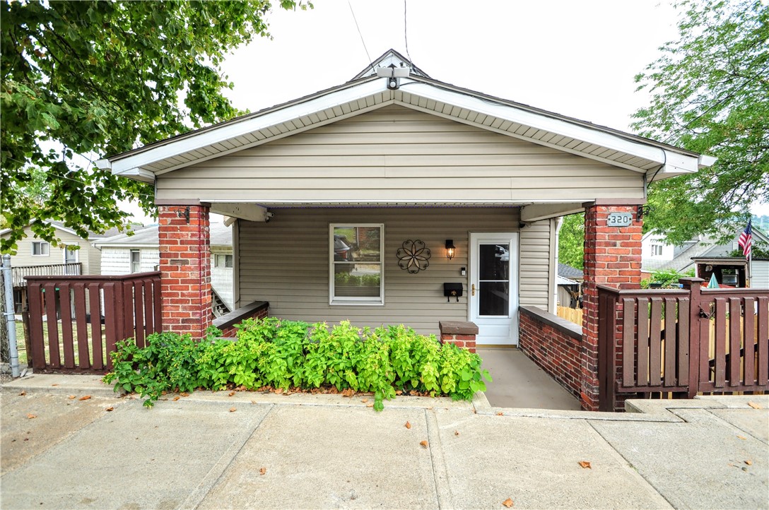 Euclid Ave, Glassport, PA 15045