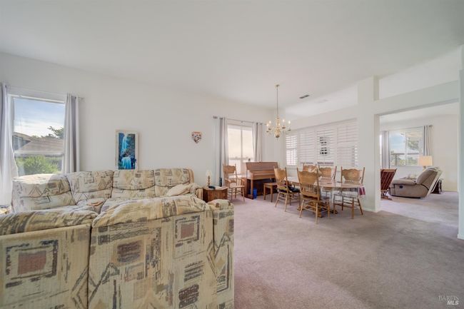 2601 Lawndale Ct, House other with 3 bedrooms, 2 bathrooms and 4 parking in Fairfield CA | Image 5