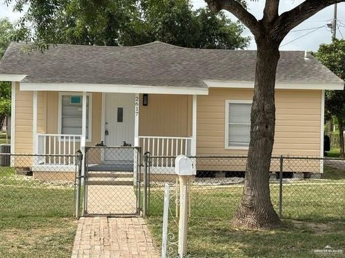 2617 Daytona Ave, McAllen, TX, 78503-7518 | Card Image