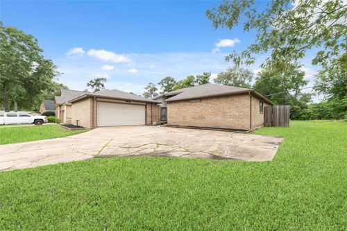 16611 N Quadrant Ct, Crosby, TX, 77532-4933 | Card Image