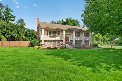41 Fox Run, Tewksbury, MA, 01876 | Card Image