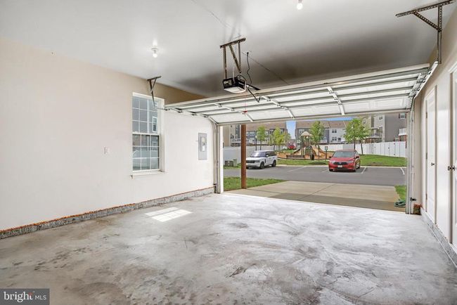 7037 Freedom Way, Townhouse with 3 bedrooms, 3 bathrooms and null parking in FREDERICK MD | Image 37