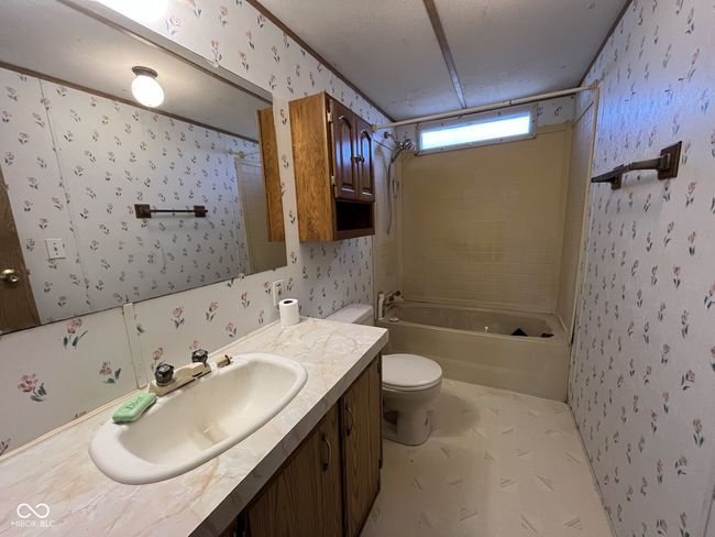 8661 W County Road 275 S, House other with 2 bedrooms, 1 bathrooms and null parking in Medora IN | Image 26