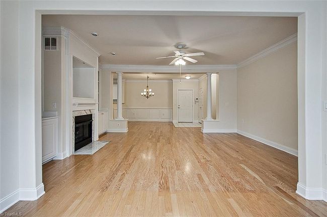Living Room to Dining | Image 7