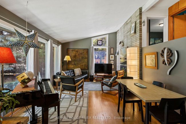 22 Duffin St, House other with 3 bedrooms, 2 bathrooms and 4 parking in Ajax ON | Image 11