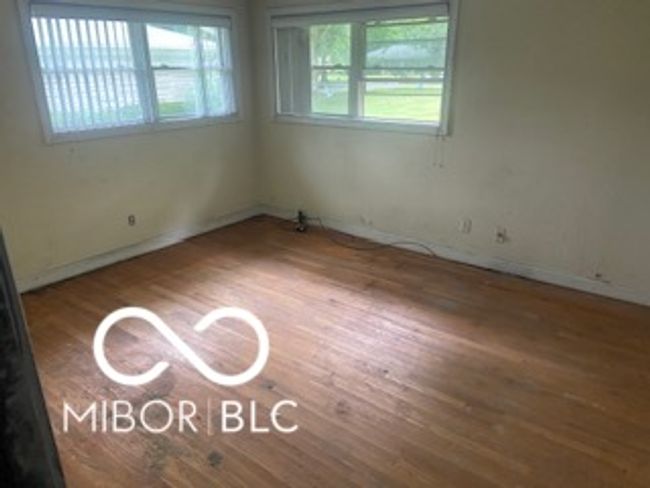 1537 Greer Dell Rd, House other with 3 bedrooms, 2 bathrooms and null parking in Indianapolis IN | Image 5