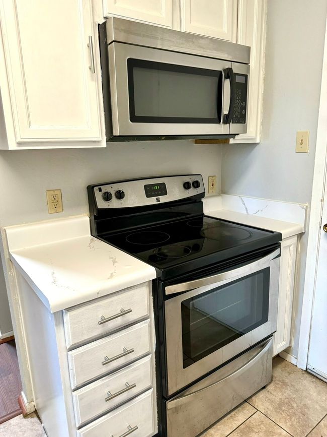 3400 Ambassador Row, Townhouse with 3 bedrooms, 3 bathrooms and null parking in Dwg TX | Image 8