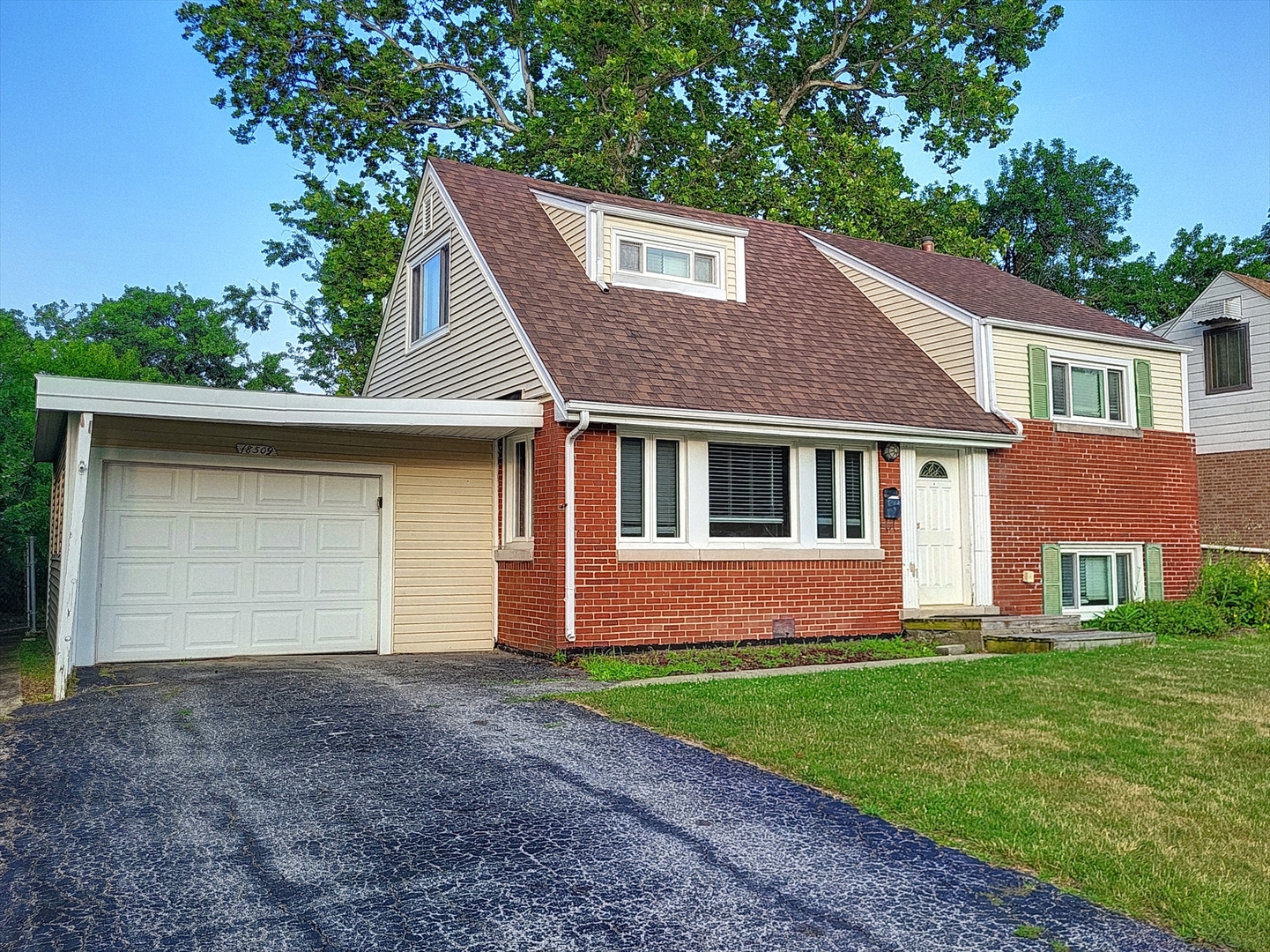 Residential in Homewood