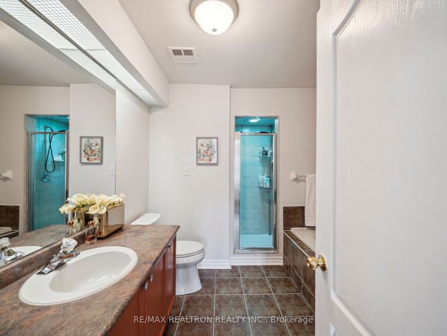 118 - 190 Harding Blvd W, Condo with 3 bedrooms, 4 bathrooms and 1 parking in Richmond Hill ON | Image 24