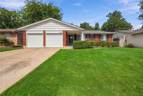 8523 E 58th St, Tulsa, OK, 74145-7930 | Card Image