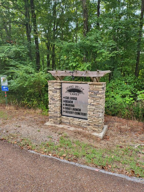 905 Grand Valley Dr, Saulsbury, TN, 38067 | Card Image