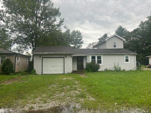 5631 Clover West Dr, Fairland, IN, 46126-9779 | Card Image