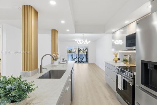 apt-204n-571 Sw 141st Ave, Pembroke Pines, FL, 33027-6920 | Card Image