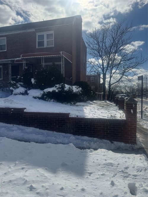 21602 115th Ct, Cambria Heights, NY, 11411-1109 | Card Image