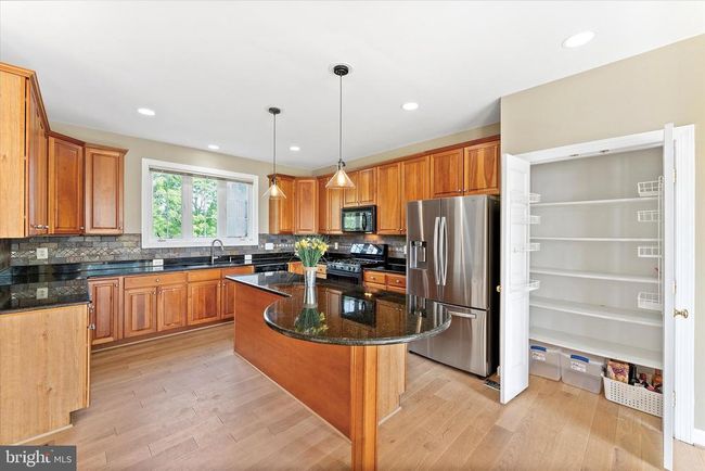 17760 Julie Ann Ct, House other with 4 bedrooms, 4 bathrooms and null parking in HAMILTON VA | Image 6