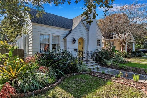 316 18th Ave Ne, St Petersburg, FL, 33704-3507 | Card Image