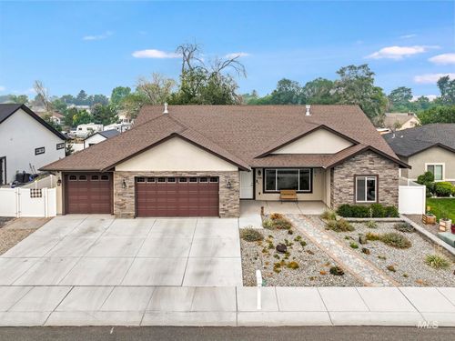 1356 Jump St, Twin Falls, ID, 83301-7796 | Card Image