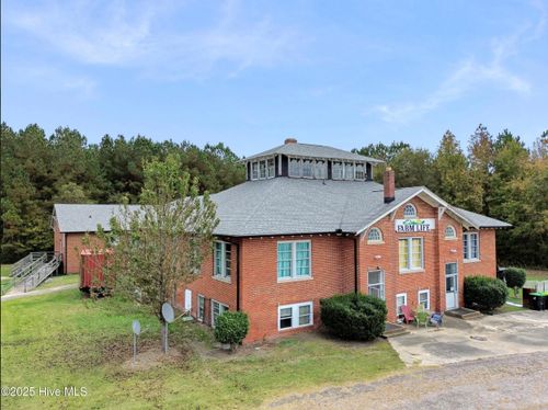 9291 Nc 171, Williamston, NC, 27892-8193 | Card Image