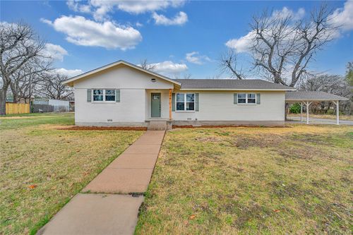 214 N Avenue P, Clifton, TX, 76634-1224 | Card Image