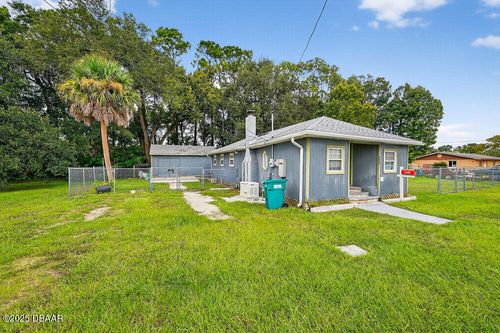 542 4th St, Holly Hill, FL, 32117-4304 | Card Image