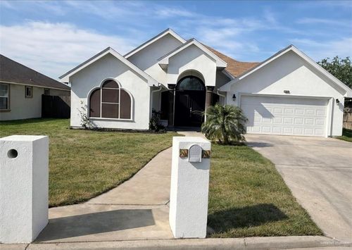 1004 Villas Del Norte Street, Weslaco, TX, 78599 | Card Image
