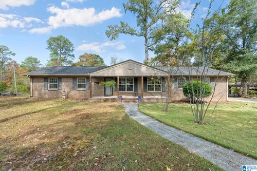 304 N Burbank Dr, HOOVER, AL, 35226-1608 | Card Image