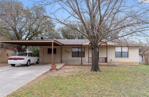 2106 Calvert Rd, Brownwood, TX, 76801-7156 | Card Image