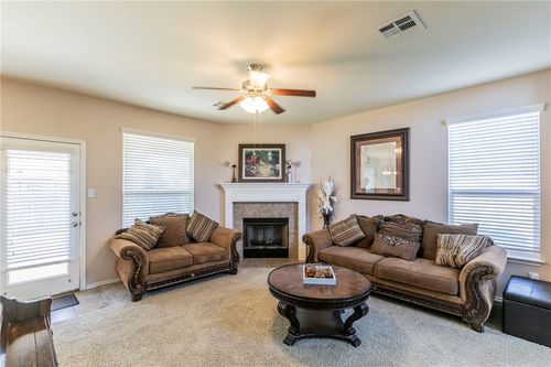 6729 Mundo Dr, Waco, TX, 76712-6668 | Card Image