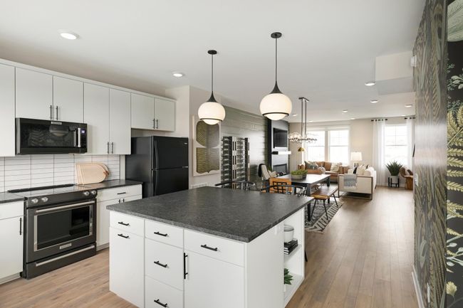 E - 905 Woodlawn Ave, Townhouse with 3 bedrooms, 4 bathrooms and null parking in Saint Paul MN | Image 11