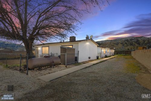 2613 Flower St, Lake Isabella, CA, 93240-9088 | Card Image