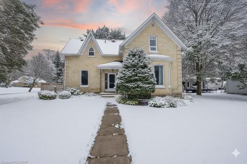 34 Queen St, Brussels, ON, N0G1H0 | Card Image