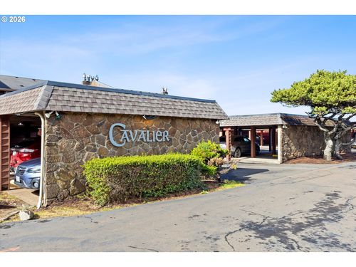 39-325 Lancer St, Lincoln City, OR, 97367-5220 | Card Image