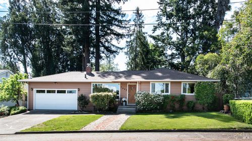 7949 Tocchini St, Sebastopol, CA, 95472-2717 | Card Image