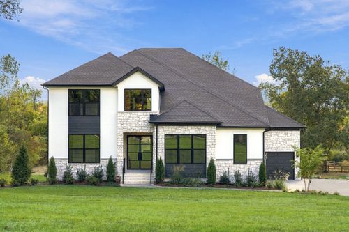 6837 Old Charlotte Pike, Nashville, TN, 37209-4211 | Card Image