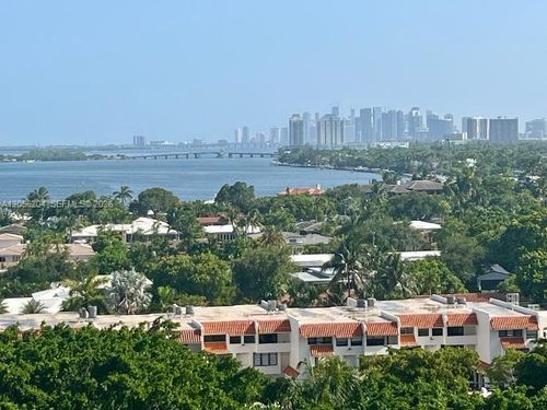 1104-1000 Quayside Ter, Miami, FL, 33138-2243 | Card Image