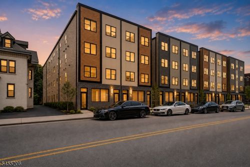 3-145 Roseville Ave, Newark, NJ, 07107-1618 | Card Image