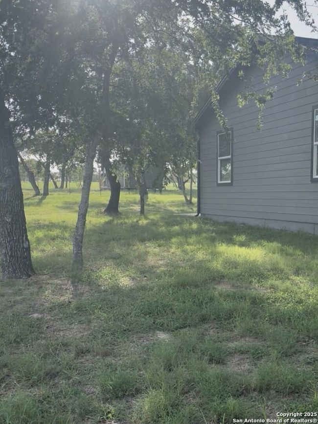2 - 25617 Campbellton Rd, House other with 3 bedrooms, 2 bathrooms and null parking in San Antonio TX | Image 27