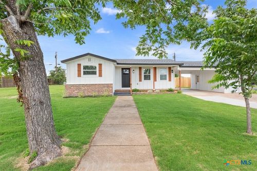 8506 Connecticut Ave, Temple, TX, 76502-5011 | Card Image