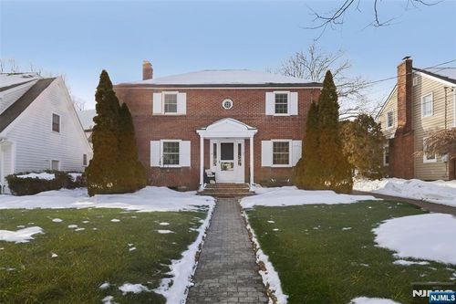 56 Highland Rd, Glen Rock, NJ, 07452-2320 | Card Image