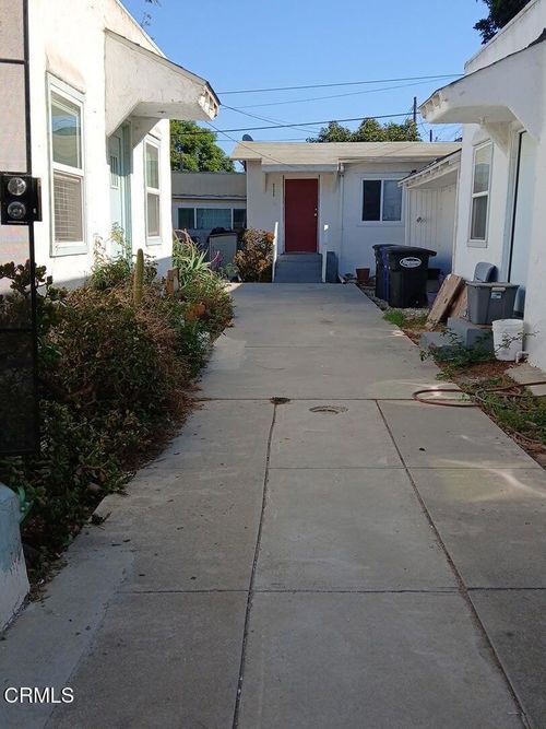 235 E Warner St, Ventura, CA, 93001-1757 | Card Image