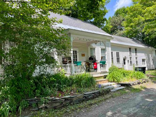 142 Vine St, Northfield, VT, 05663-6774 | Card Image