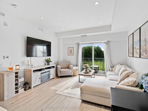 503-16 Markle Cres, Ancaster, ON, L9G0H4 | Card Image