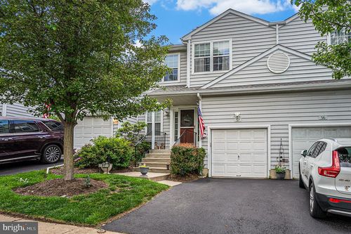 57 Windsor Pl, COLLEGEVILLE, PA, 19426-3925 | Card Image